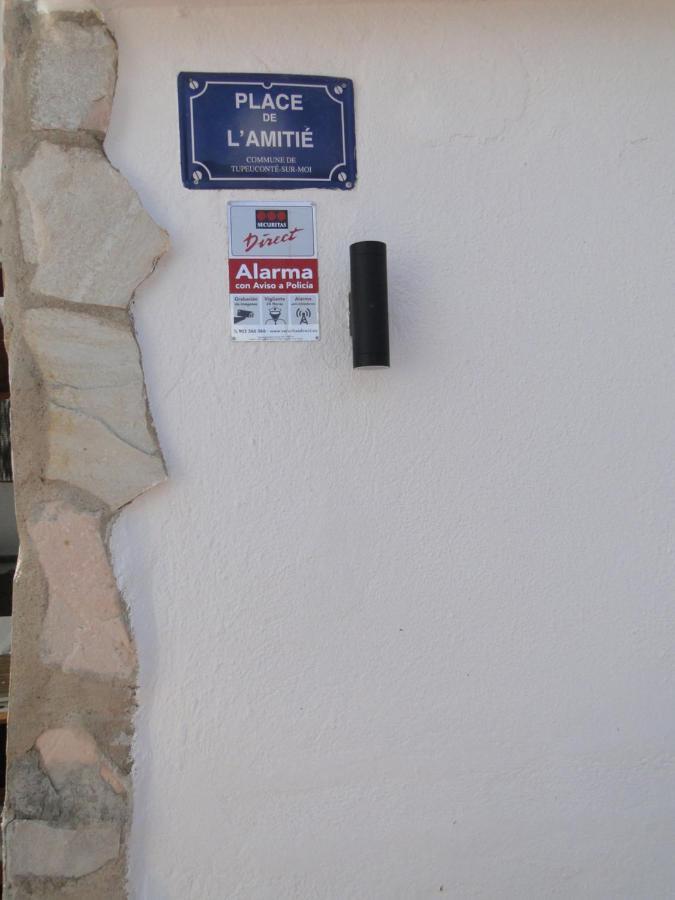 Detached villa for 6 People in Lloret de Mar Puigventos Eksteriør billede
