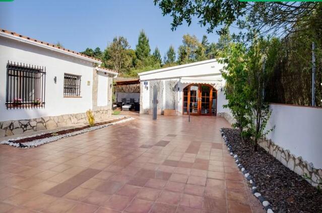 Detached villa for 6 People in Lloret de Mar Puigventos Eksteriør billede